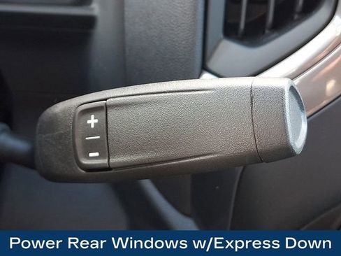 Used 2025 Chevrolet Silverado 1500 Custom Trail Boss w/ Turbomax Blackout Package image 18