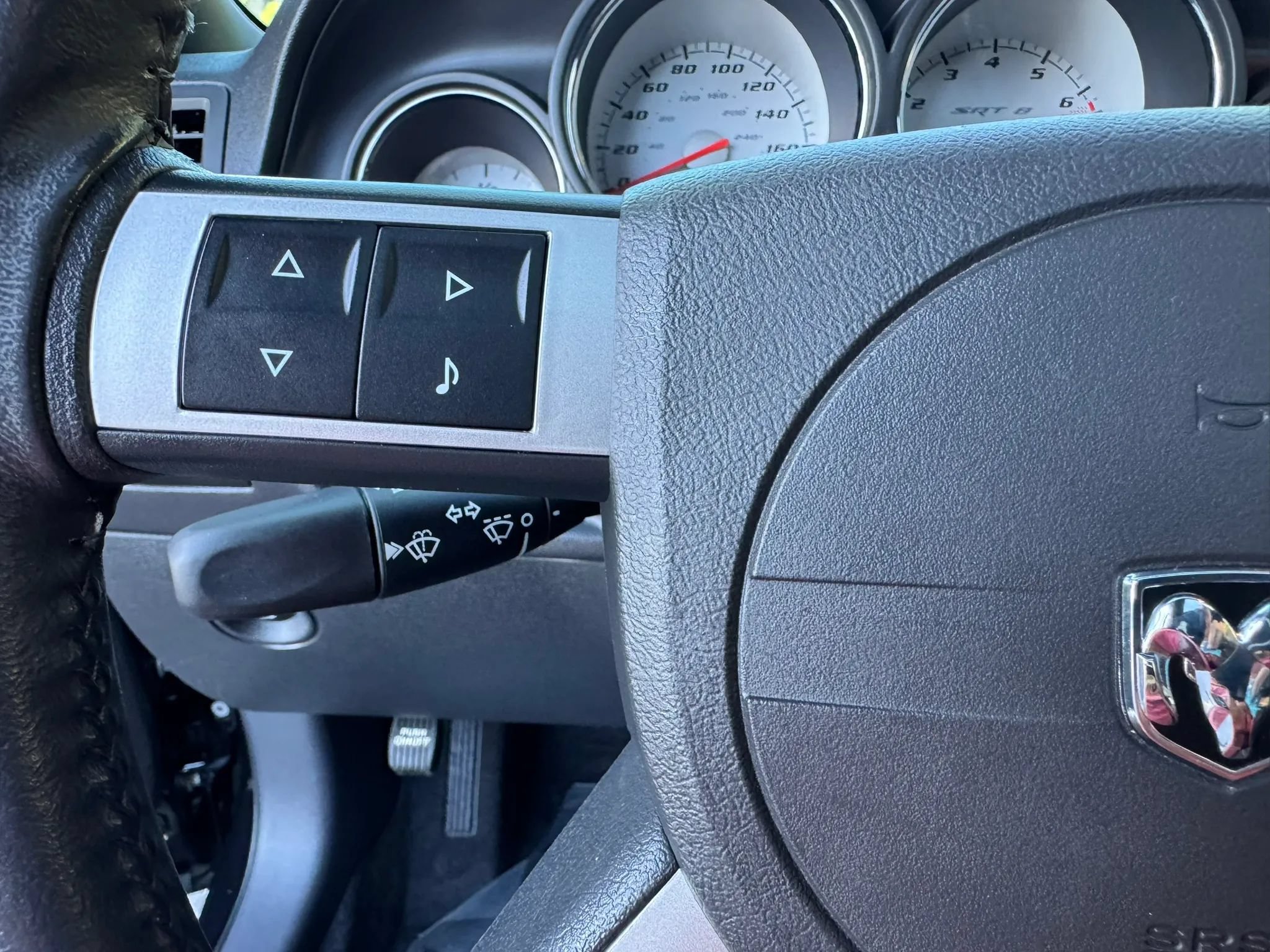 Used 2008 Dodge Challenger SRT8 RWD image 29