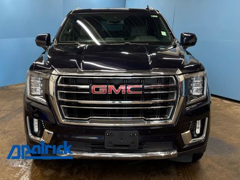 Used 2023 GMC Yukon SLT image 1