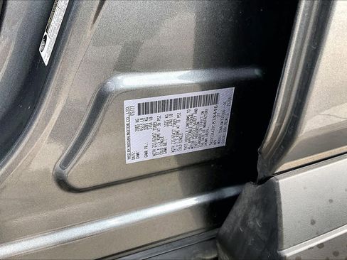 Certified 2023 Nissan Rogue S FWD image 33