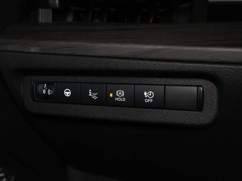 Used 2024 Nissan Ariya AWD image 25