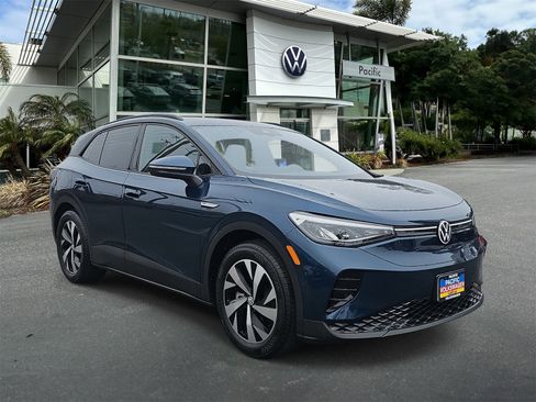 Certified 2023 Volkswagen ID.4 Pro image 3