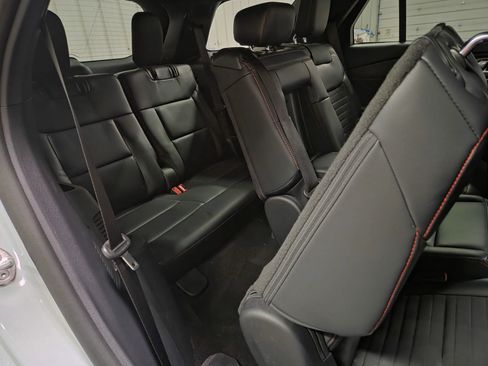 Used 2026 Ford Explorer ST-Line w/ ST-Line Street Pack AWD/4WD image 38