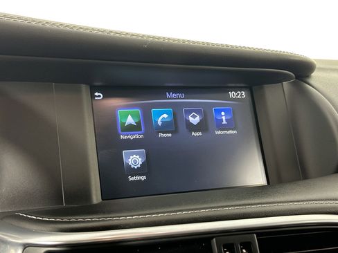 Used 2018 INFINITI QX30 Premium w/ Navigation Package AWD/4WD image 15