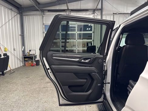 Used 2021 GMC Yukon Denali w/ Denali Premium Package AWD/4WD image 20