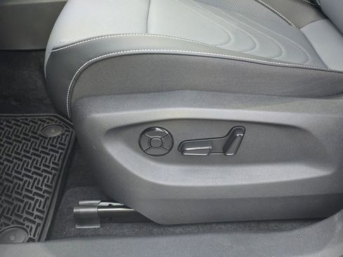 New 2026 Volkswagen Tiguan SE R-Line image 20