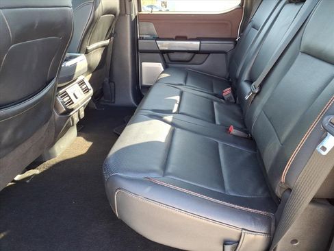 Used 2022 Ford F150 Lariat w/ Equipment Group 502A High image 18