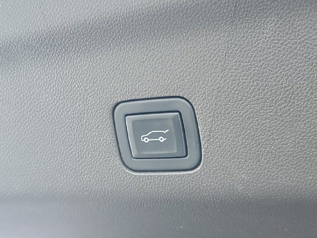 Certified 2024 GMC Yukon Denali AWD/4WD image 8