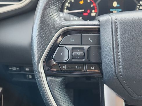 Used 2022 Toyota Tundra Limited image 33