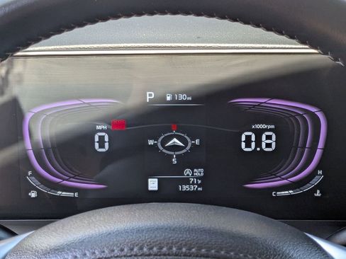 Used 2025 Kia Telluride S image 18