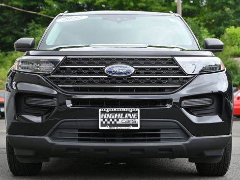 Used 2022 Ford Explorer XLT w/ Class IV Trailer Tow Package AWD/4WD image 8