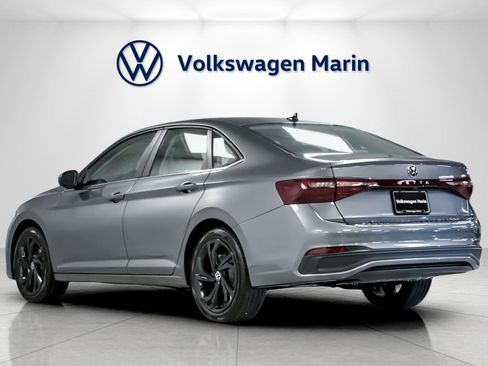 New 2026 Volkswagen Jetta SE image 3