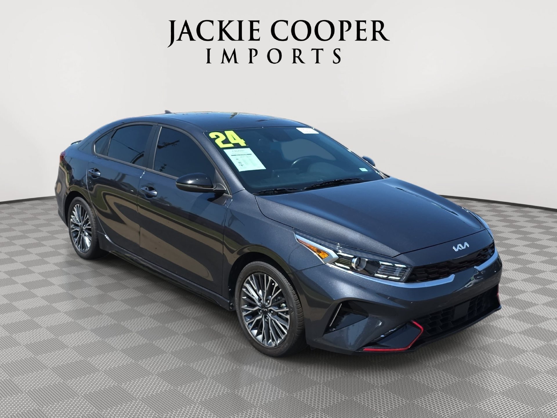 Used 2024 Kia Forte GT-Line FWD image 3