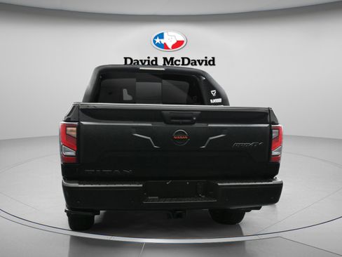 Used 2021 Nissan Titan PRO-4X w/ Pro-4x Convenience Package image 7