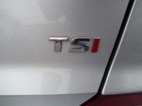 Used 2016 Volkswagen Passat 1.8T S image 23