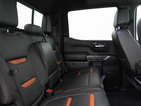 Used 2019 GMC Sierra 1500 AT4 w/ Off Road Performance Package AWD/4WD image 12