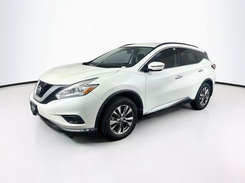 Used 2017 Nissan Murano SV FWD image 3