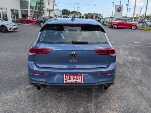 Used 2025 Volkswagen GTI SE FWD image 4