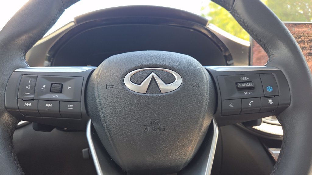 Used 2023 INFINITI QX60 Luxe w/ Cargo Package AWD/4WD image 20