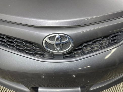 Used 2014 Toyota Camry SE image 9