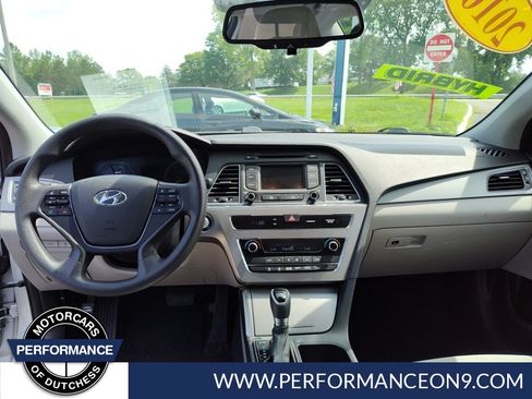 Used 2016 Hyundai Sonata SE FWD image 13