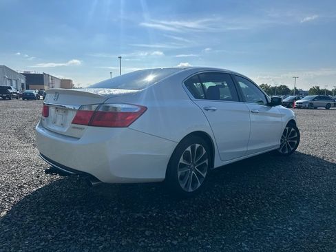 Used 2015 Honda Accord Sport image 11