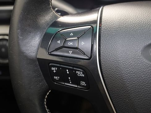 Used 2016 Ford Explorer Platinum image 36