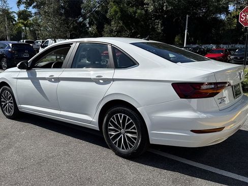 Used 2021 Volkswagen Jetta SE image 13