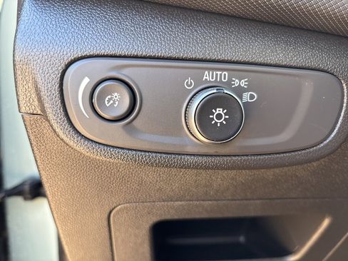 Certified 2025 Chevrolet TrailBlazer LT w/ Convenience Package image 27