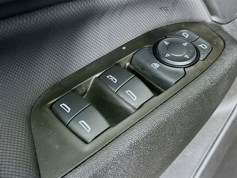 Used 2024 Chevrolet Equinox RS image 28