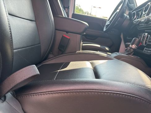 Used 2023 Jeep Wrangler Altitude image 68