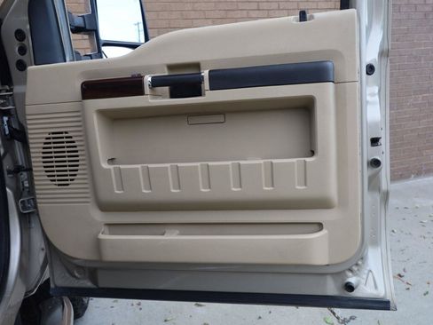 Used 2008 Ford F250 Lariat AWD/4WD image 24