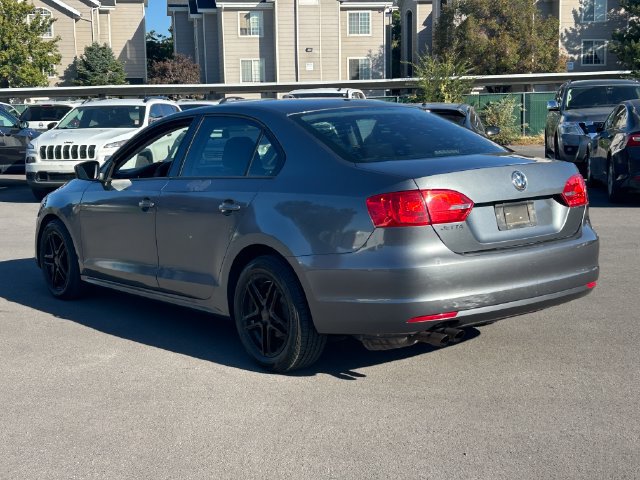 Used 2011 Volkswagen Jetta Sedan FWD image 5