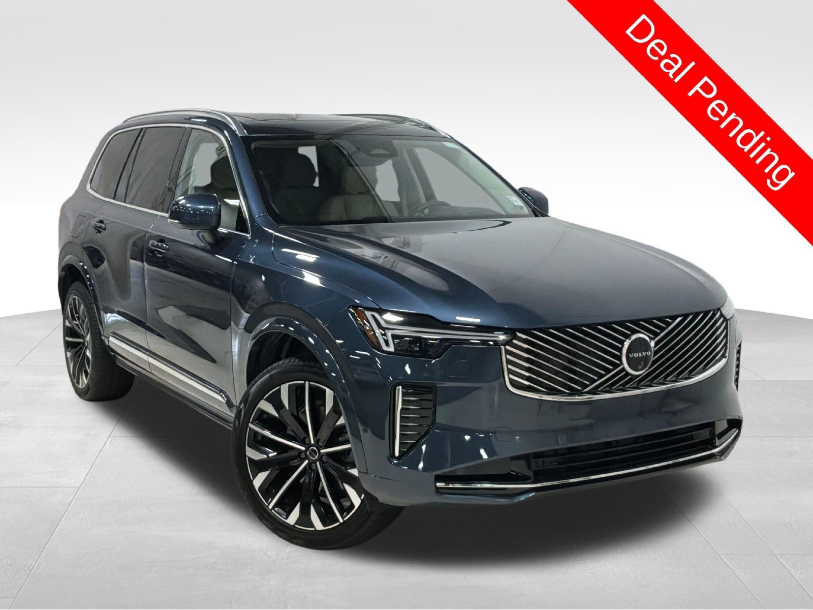 Certified 2026 Volvo XC90 B6 Ultra AWD/4WD image 1
