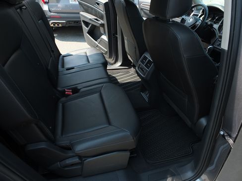 Used 2019 Volkswagen Atlas SE FWD image 13