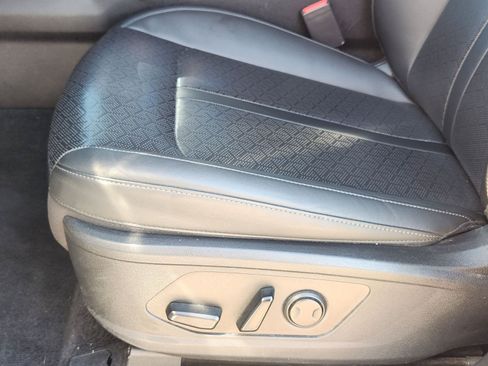 Used 2023 Kia Sorento S w/ Panoramic Sunroof Package FWD image 32