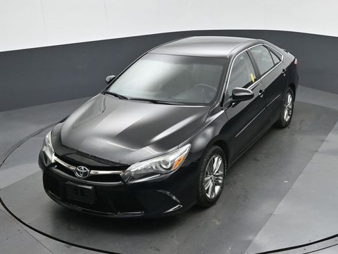 Used 2016 Toyota Camry SE w/ Protection Package (Q2) FWD image 55