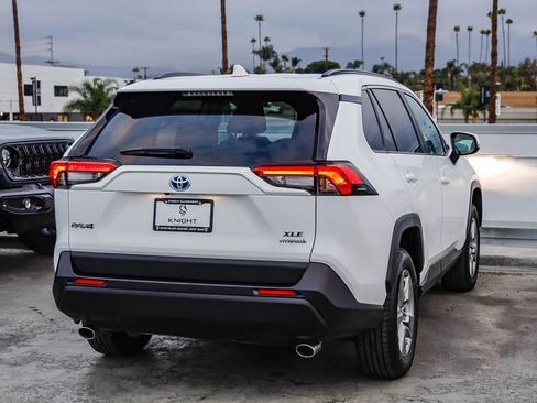 Used 2024 Toyota RAV4 XLE image 9
