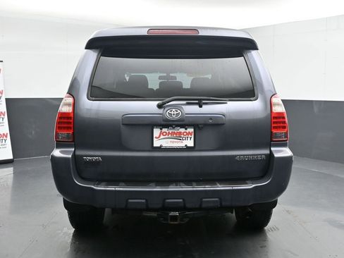 Used 2008 Toyota 4Runner SR5 image 7
