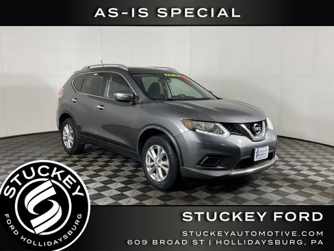 Used 2015 Nissan Rogue SV image 1