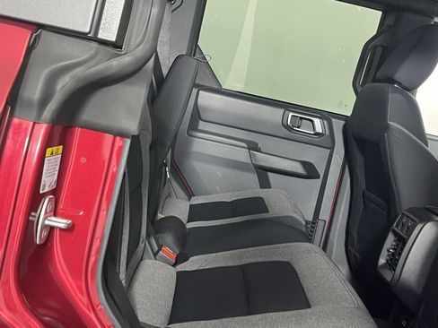 Used 2025 Ford Bronco Big Bend image 31