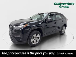 Used 2022 Toyota RAV4 XLE video 1