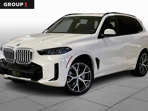 New 2026 BMW X5 xDrive40i w/ M Sport Package image 1