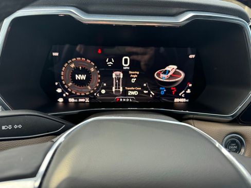 Certified 2024 GMC Canyon Denali AWD/4WD image 19