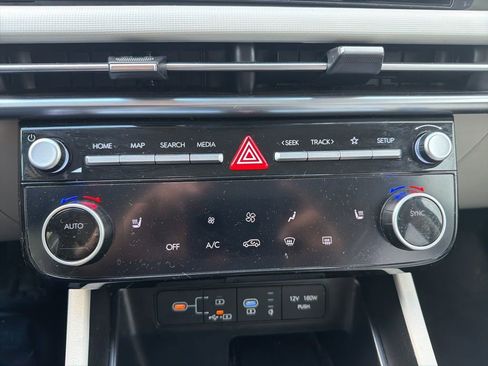 Used 2025 Hyundai Tucson SEL AWD/4WD image 23