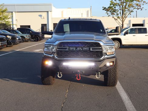 Used 2022 RAM 2500 Tradesman AWD/4WD image 3