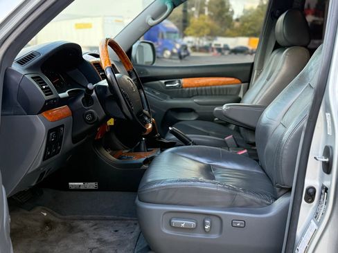Used 2006 Lexus GX 470 AWD/4WD image 32