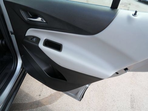 Used 2023 Chevrolet Equinox LS w/ LPO, Floor Liner Package AWD/4WD image 25