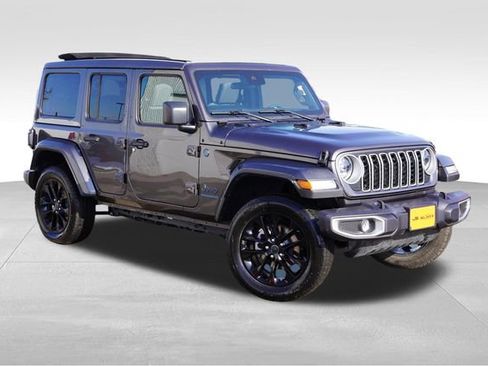 Certified 2025 Jeep Wrangler Unlimited Sahara w/ Safety Group image 2