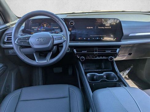 New 2026 Chevrolet Traverse LT w/ Midnight/Sport Edition image 14